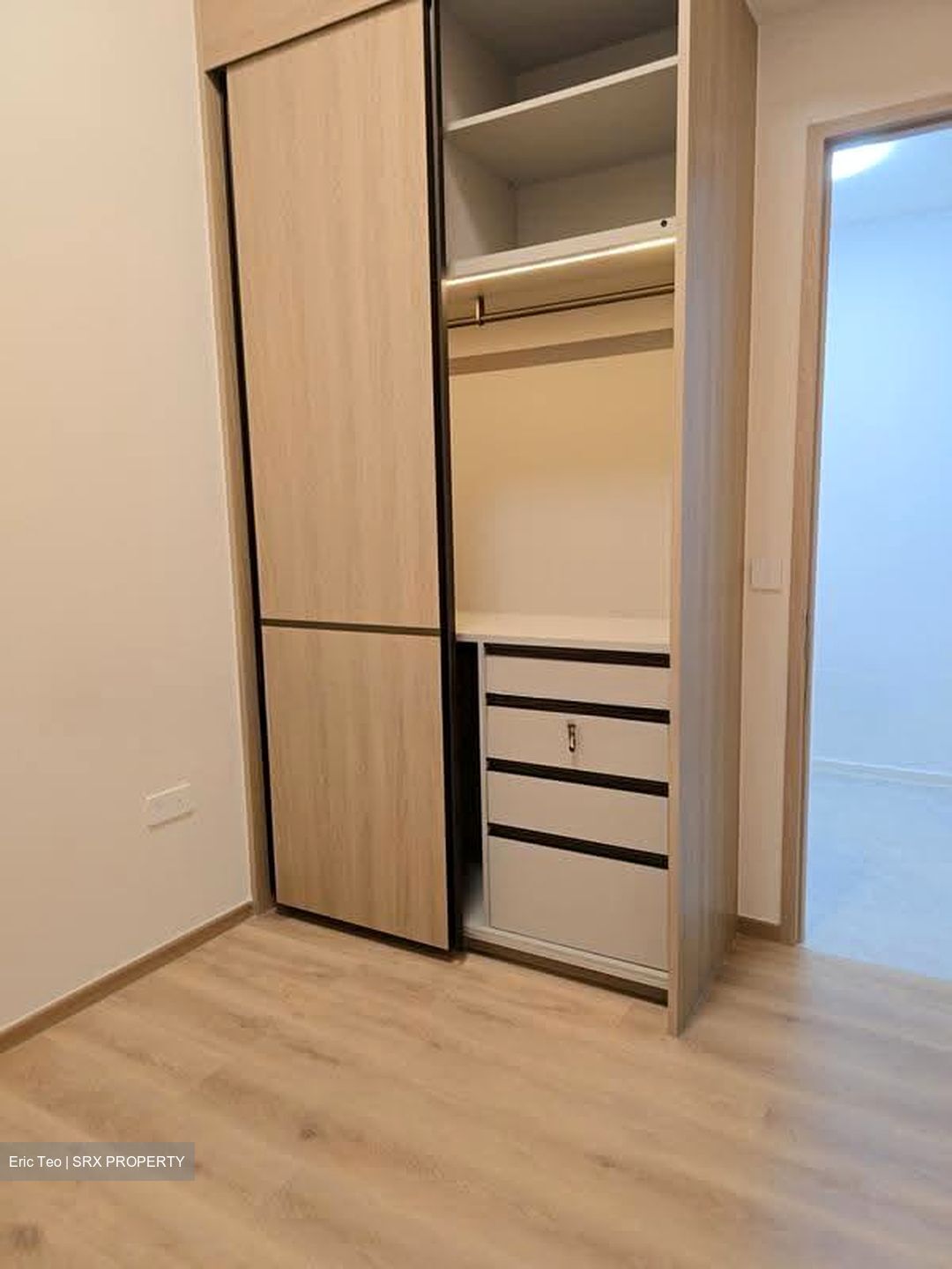 KI Residences at Brookvale (D21), Condominium #637113581